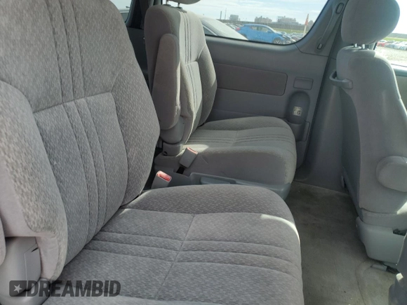 2003 Toyota Sienna CE with VIN 4T3ZF19C63U541949, listed as a Copart auction lot 83186624 with 180,075 mi miles and Salvage Title. Bid and sale history available at carsss.com. Image 10.