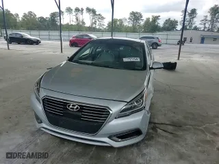 2017 Hyundai Sonata Hybrid Limited with VIN KMHE34L34HA066580, listed as a Copart auction lot 77194564 with 97,596 mi miles and Salvage Title. Bid and sale history available at carsss.com. Image 10.