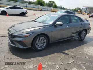 2024 Hyundai Elantra SEL with VIN KMHLM4DGXRU734212, listed as a Copart auction lot 60097945 with 5,725 mi miles and Salvage title. Bid and sale history available at DreamBid. Image 1.