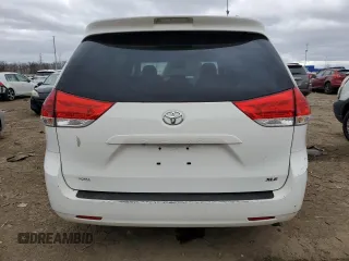 2011 Toyota Sienna XLE AAS with VIN 5TDYK3DC3BS175507, listed as a Copart auction lot 53231855 with 245,149 mi miles and Clean title. Bid and sale history available at DreamBid. Image 6.
