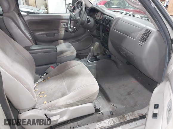 2004 Toyota Tacoma with VIN 5TEWN72N24Z344478, listed as a IAAI auction lot 41548440 with 204,448 mi miles and . Bid and sale history available at DreamBid. Image 5.