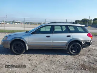 2005 Subaru Legacy Outback z VIN 4S4BP61C157369489, wystawiony jako IAAI lot #42041396 z przebiegiem 221 870 mil mil oraz . Historia ofert i sprzedaży dostępna na DreamBid. Obrazek 14.