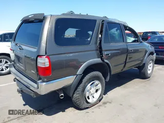 1998 Toyota 4Runner SR5 with VIN JT3HN86R1W0143609, listed as a IAAI auction lot 42130942 with 277,576 mi miles and . Bid and sale history available at DreamBid. Image 4.