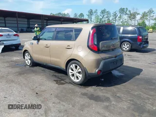 2015 Kia Soul + with VIN KNDJP3A53F7195085, listed as a IAAI auction lot 41962140 with 160,578 mi miles. Bid and sale history available at carsss.com. Image 3.