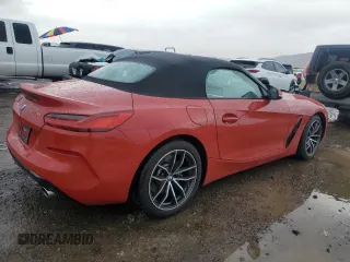 2022 BMW Z4 sDrive30i with VIN WBAHF3C00NWX48523, listed as a Copart auction lot 40779684 with 17,404 mi miles. Bid and sale history available at carsss.com. Image 3.