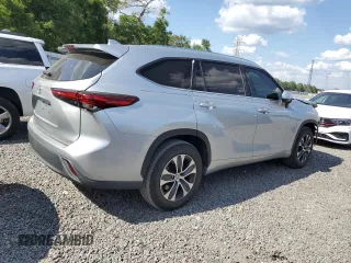 2020 Toyota Highlander XLE z VIN 5TDGZRAH6LS500727, wystawiony jako Copart lot #55618535 z przebiegiem 52 760 mil mil oraz Nie do naprawy • Non repairable. Historia ofert i sprzedaży dostępna na DreamBid. Obrazek 3.