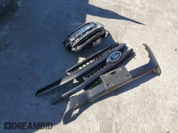 2023 Ford Expedition Timberline с VIN 1FMJU1RGXPEA34504, выставлен на аукционе Copart как лот 50293165 с пробегом 18 986 миль миль и Списание • Salvage title. История ставок и продаж доступна на DreamBid. Изображение 13.