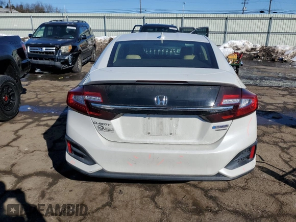 2018 Honda Clarity Plug-In Hybrid Touring with VIN JHMZC5F39JC011462, listed as a Copart auction lot 42860234 with 58,313 mi miles. Bid and sale history available at carsss.com. Image 6.