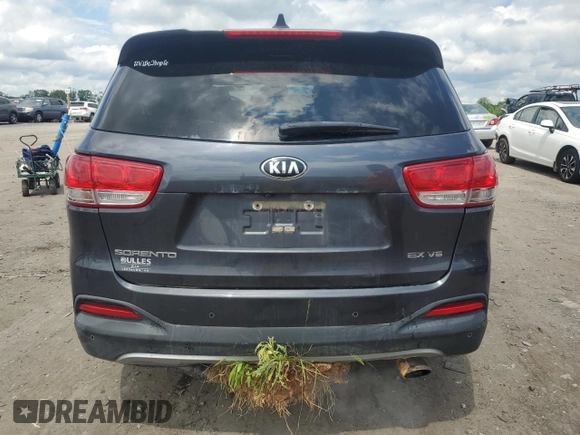 2018 Kia Sorento EX z VIN 5XYPHDA59JG400921, wystawiony jako Copart lot #56430855 z przebiegiem 151 075 mil mil oraz Szkoda całkowita • Salvage title. Historia ofert i sprzedaży dostępna na DreamBid. Obrazek 6.