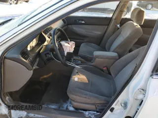 1995 Honda Accord LX with VIN 1HGCD5633SA075239, listed as a Copart auction lot 41386425 with 244,611 mi miles and Salvage Title. Bid and sale history available at carsss.com. Image 7.