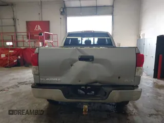 2010 Toyota Tundra 4WD Truck with VIN 5TFUM5F18AX005636, listed as a IAAI auction lot 41536831 with 77,726 mi miles. Bid and sale history available at carsss.com. Image 16.