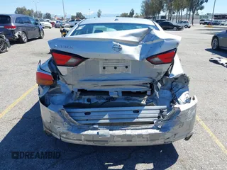 2019 Nissan Altima S with VIN 1N4BL4BV2KC226614, listed as a IAAI auction lot 41868990 with 97,288 mi miles and . Bid and sale history available at carsss.com. Image 17.