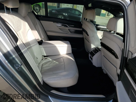 2020 BMW 7 Series 750i xDrive with VIN WBA7U2C05LGJ59633, listed as a Copart auction lot 48515895 with 73,454 mi miles and Clean Title. Bid and sale history available at carsss.com. Image 10.