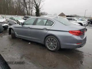 2018 BMW 5 Series 530i xDrive z VIN WBAJA7C55JWA73879, wystawiony jako Copart lot #42800575 z przebiegiem 75 401 mil mil oraz Szkoda całkowita • Salvage title. Historia ofert i sprzedaży dostępna na DreamBid. Obrazek 2.
