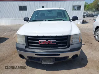 2009 GMC Sierra 1500 Work Truck z VIN 1GTEC14X19Z107738, wystawiony jako IAAI lot #42221514 z przebiegiem 144 789 mil mil oraz . Historia ofert i sprzedaży dostępna na DreamBid. Obrazek 13.
