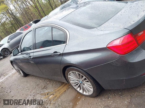 2012 BMW 3 Series 328i with VIN WBA3A5C50CF342321, listed as a IAAI auction lot 41914770 with 185,315 mi miles. Bid and sale history available at carsss.com. Image 14.