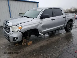 2015 Toyota Tundra 4WD Truck SR5 with VIN 5TFDW5F18FX457698, listed as a Copart auction lot 86878264 with 130,034 mi miles and Salvage Title. Bid and sale history available at carsss.com. Image 1.