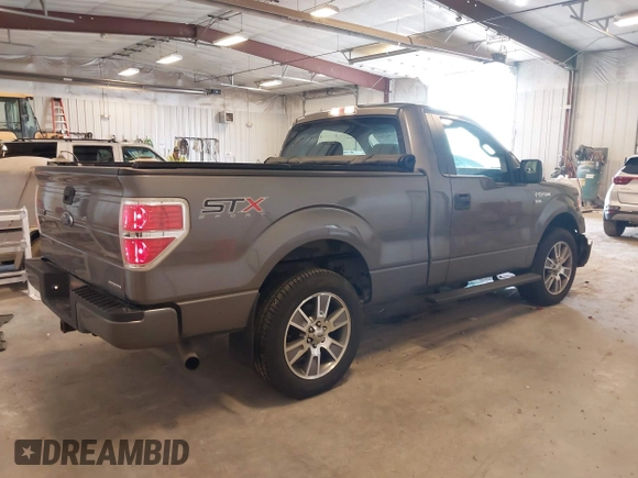 2014 Ford F-150 XL with VIN 1FTMF1CF7EFC67887, listed as a IAAI auction lot 41961500 with 83,934 mi miles and . Bid and sale history available at DreamBid. Image 4.