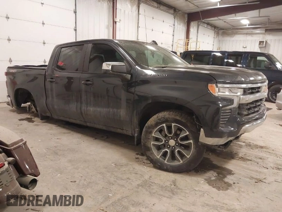2024 Chevrolet Silverado 1500 LT with VIN 1GCPDKEK1RZ133304, listed as a IAAI auction lot 41375323 with 14,284 mi miles. Bid and sale history available at carsss.com. Image 1.