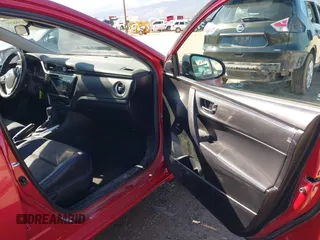 2017 Toyota Corolla L z VIN 5YFBURHE7HP656280, wystawiony jako IAAI lot #41988214 z przebiegiem 222 910 mil mil oraz . Historia ofert i sprzedaży dostępna na DreamBid. Obrazek 5.