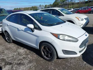 2014 Ford Fiesta S z VIN 3FADP4AJ8EM182214, wystawiony jako IAAI lot #42142341 z przebiegiem Nie podano mil oraz . Historia ofert i sprzedaży dostępna na DreamBid. Obrazek 1.