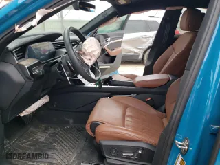 2019 Audi e-tron Prestige with VIN WA1VABGE0KB018354, listed as a Copart auction lot 72620072 with NaN miles. Bid and sale history available at carsss.com. Image 7.