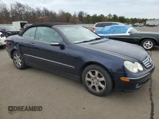 2004 Mercedes-Benz CLK 320 z VIN WDBTK65G44T033117, wystawiony jako Copart lot #84077464 z przebiegiem 92 488 mil mil oraz Tytuł czysty. Historia ofert i sprzedaży dostępna na DreamBid. Obrazek 4.