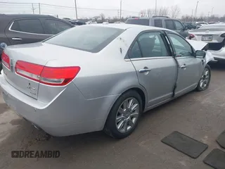 2012 Lincoln MKZ with VIN 3LNHL2JC4CR813064, listed as a IAAI auction lot 41638682 with 146,121 mi miles. Bid and sale history available at carsss.com. Image 4.