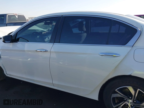2016 Honda Accord Sedan LX with VIN 1HGCR2F31GA079460, listed as a IAAI auction lot 41712742 with 187,679 mi miles. Bid and sale history available at carsss.com. Image 15.