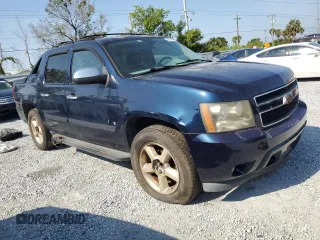 2007 Chevrolet Avalanche 3LT z VIN 3GNEC12007G206898, wystawiony jako Copart lot #55561475 z przebiegiem Nie podano mil oraz Czysty tytuł • Clean title. Historia ofert i sprzedaży dostępna na DreamBid. Obrazek 4.