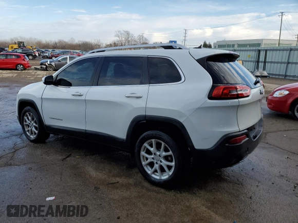 2017 Jeep Cherokee Latitude with VIN 1C4PJLCS8HW578740, listed as a Copart auction lot 43763215 with 200,488 mi miles and Salvage Title. Bid and sale history available at carsss.com. Image 2.
