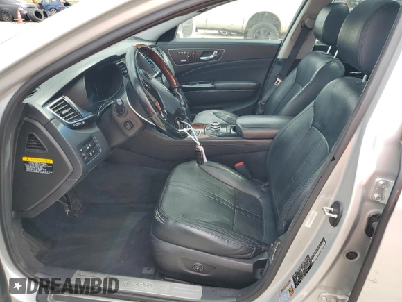 2015 Kia K900 Premium with VIN KNALU4D48F6024040, listed as a Copart auction lot 71363224 with 114,031 mi miles and Salvage Title. Bid and sale history available at carsss.com. Image 7.