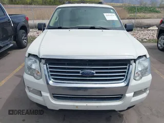 2008 Ford Explorer XLT with VIN 1FMEU73E28UA45435, listed as a IAAI auction lot 42014934 with 207,072 mi miles. Bid and sale history available at carsss.com. Image 12.