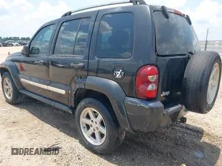 2007 Jeep Liberty Limited with VIN 1J4GK58K27W517443, listed as a IAAI auction lot 42586618 with 197,144 mi miles and . Bid and sale history available at DreamBid. Image 3.
