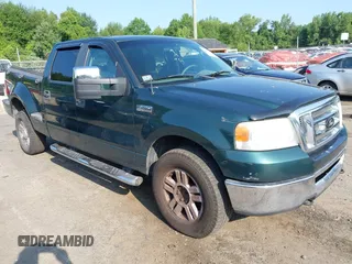 2008 Ford F-150 XLT z VIN 1FTPW04508KC19446, wystawiony jako IAAI lot #42830940 z przebiegiem 178 578 mil mil oraz . Historia ofert i sprzedaży dostępna na DreamBid. Obrazek 1.