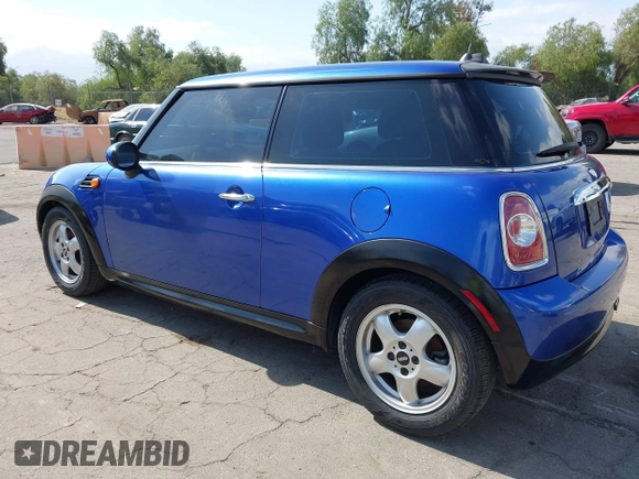 2011 MINI Hardtop with VIN WMWSU3C54BT097742, listed as a IAAI auction lot 42129645 with 115,679 mi miles and . Bid and sale history available at DreamBid. Image 3.