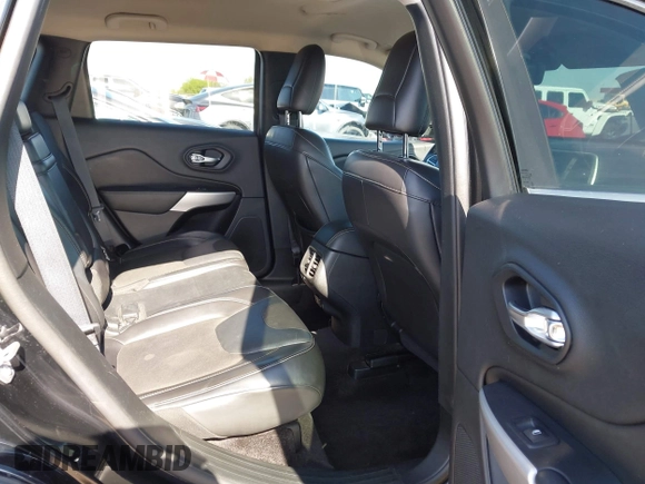 2018 Jeep Cherokee Latitude Plus with VIN 1C4PJLLX2JD525187, listed as a IAAI auction lot 42292946 with 95,492 mi miles and . Bid and sale history available at DreamBid. Image 8.