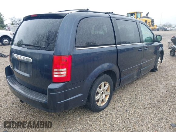 2008 Chrysler Town & Country Touring with VIN 2A8HR54P18R782896, listed as a IAAI auction lot 42090176 with 228,592 mi miles. Bid and sale history available at carsss.com. Image 4.