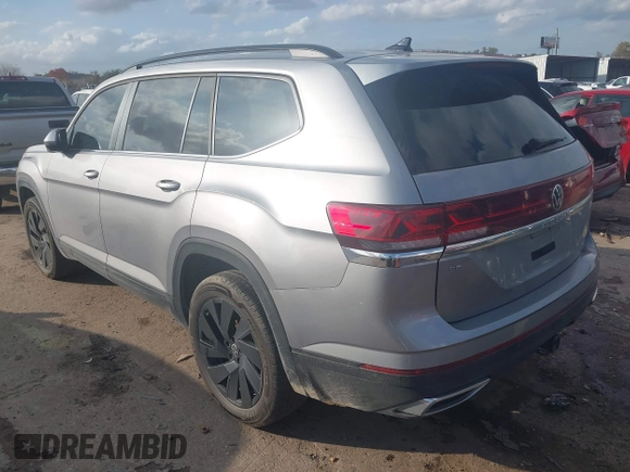 2024 Volkswagen Atlas SE с VIN 1V2WR2CA5RC523976, выставлен на аукционе IAAI как лот 41092917 с пробегом 28 065 миль миль и . История ставок и продаж доступна на DreamBid. Изображение 3.