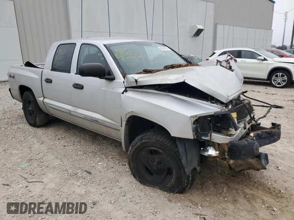 2005 Dodge Dakota Laramie with VIN 1D7HW58N75S100449, listed as a Copart auction lot 86336834 with Not Provided miles and Salvage Title. Bid and sale history available at DreamBid. Image 4.