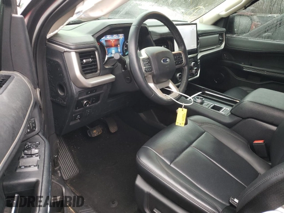 2023 Ford Expedition XLT with VIN 1FMJU1H82PEA61870, listed as a Copart auction lot 87523845 with 44,044 mi miles and Salvage Title. Bid and sale history available at carsss.com. Image 8.