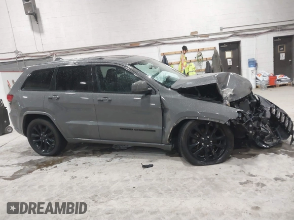 2020 Jeep Grand Cherokee Altitude with VIN 1C4RJFAG7LC137913, listed as a IAAI auction lot 41655158 with 51,131 mi miles. Bid and sale history available at carsss.com. Image 13.