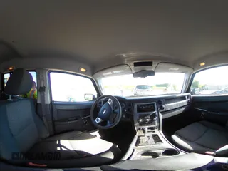 2010 Jeep Commander Sport с VIN 1J4RG4GK2AC118126, выставлен на аукционе IAAI как лот 42345486 с пробегом 154 376 миль миль и . История ставок и продаж доступна на DreamBid. Изображение 19.