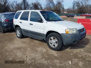 2003 Ford Escape XLT Popular 2 with VIN 1FMCU93163KB78008, listed as a IAAI auction lot 41660779 with 153,898 mi miles. Bid and sale history available at carsss.com. Image 1.