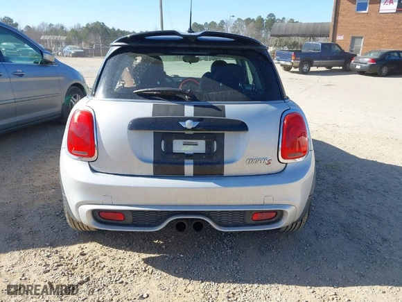 2014 MINI Cooper Hardtop S with VIN WMWXM7C55ET969444, listed as a IAAI auction lot 41448582 with NaN miles. Bid and sale history available at carsss.com. Image 16.