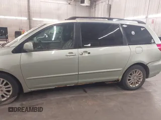 2008 Toyota Sienna XLE with VIN 5TDZK22C38S164338, listed as a IAAI auction lot 42161825 with 237,143 mi miles. Bid and sale history available at carsss.com. Image 6.