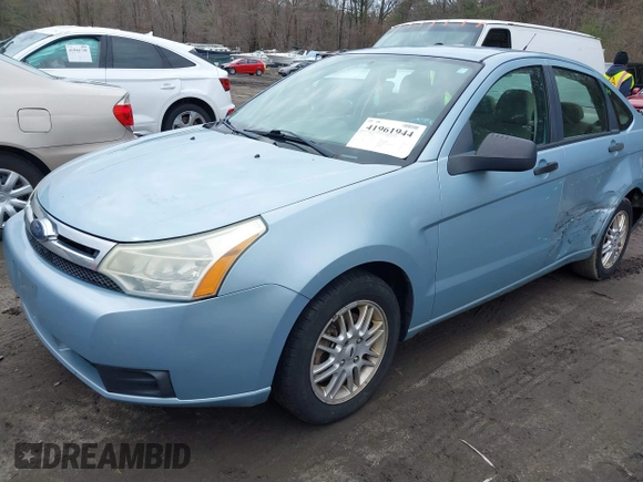 2009 Ford Focus SE with VIN 1FAHP35N79W234138, listed as a IAAI auction lot 41961944 with 189,428 mi miles. Bid and sale history available at carsss.com. Image 2.