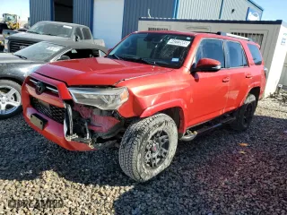 2022 Toyota 4Runner SR5 Premium with VIN JTENU5JR8N6048608, listed as a Copart auction lot 44223585 with 49,084 mi miles and Clean Title. Bid and sale history available at carsss.com. Image 1.