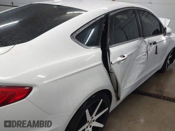 2019 Ford Fusion Titanium with VIN 3FA6P0D98KR124007, listed as a IAAI auction lot 41639572 with 80,272 mi miles. Bid and sale history available at carsss.com. Image 19.