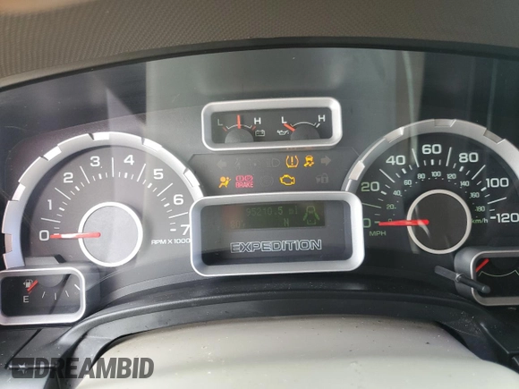 2010 Ford Expedition EL SSV with VIN 1FMJK1F51AEA13556, listed as a Copart auction lot 73652624 with 95,210 mi miles and Non Repairable. Bid and sale history available at carsss.com. Image 9.